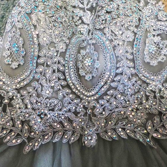 ForYouDress formal tulle and Beaded silver dress size 2xs - Picture 9 of 9